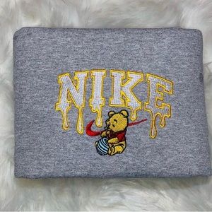 Pooh Drip Honey 🍯 🐻 Crewneck